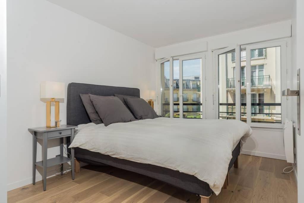 Lovely Apartment Close To A Big Shopping Mall Serris Exterior photo